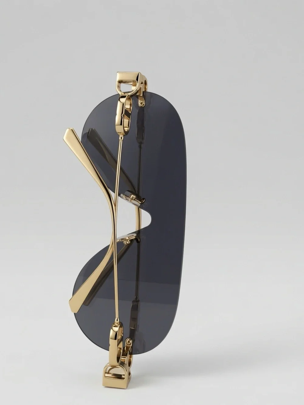 Dior bold shield